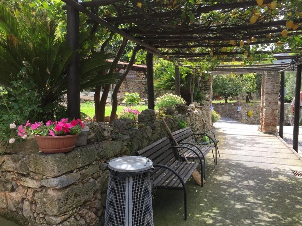 Agriturismo I Lamoi Finale Ligure Buitenkant foto